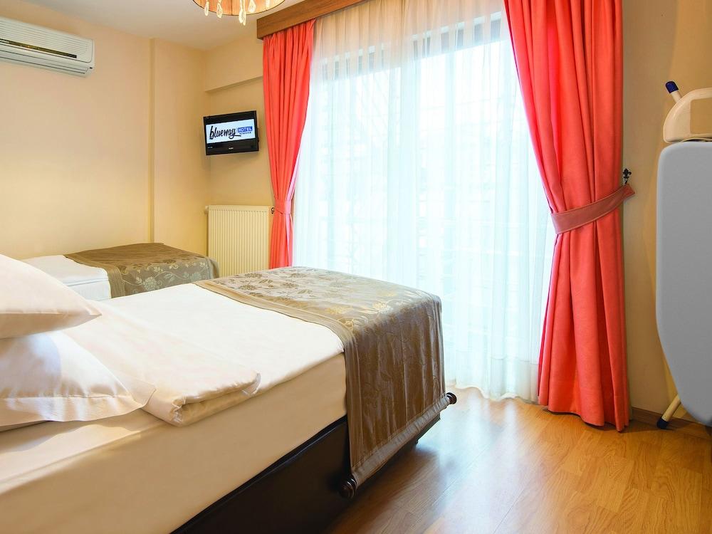 Blueway Hotel Residence Istanbul Exterior photo